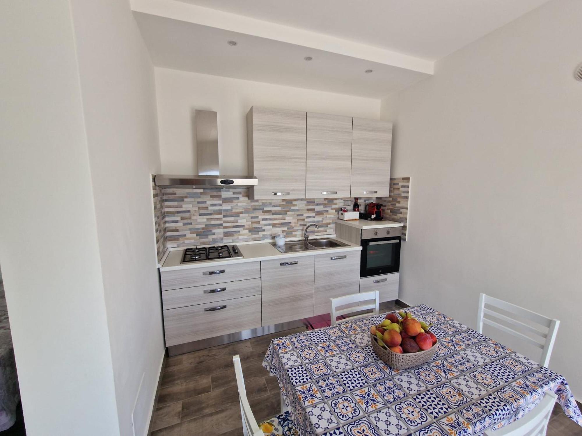The Suite On The Beach Torvaianica Exterior photo