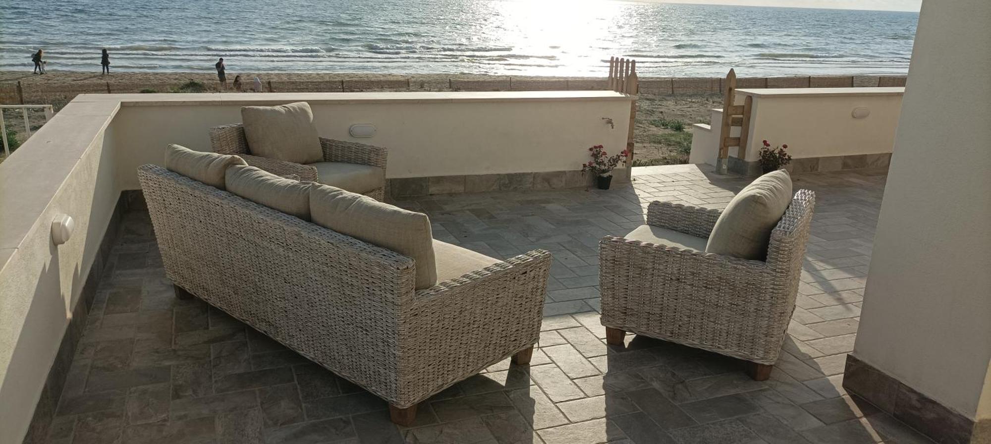 The Suite On The Beach Torvaianica Exterior photo